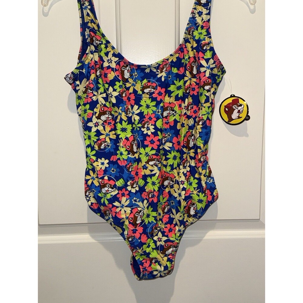 NWT Buc-ees Swimsuit Floral One Piece Women’s Size Small S Bucees Swim Suit NEW